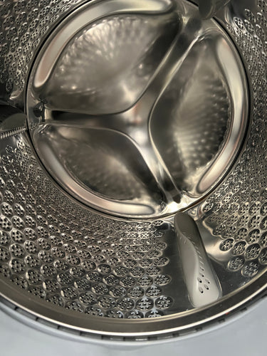 Transportation damaged Westinghouse 9kg/5kg Combo Front Load Washer and Dryer WWW9024M5WA - Second Hand Appliances Geebung